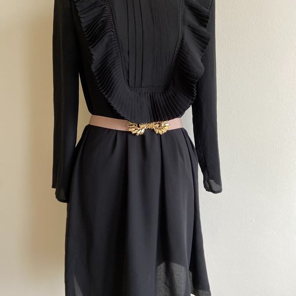 CeCe By Cynthia Steffe Elegant Ruffle Round Neck Dress - Picture 3 of 8